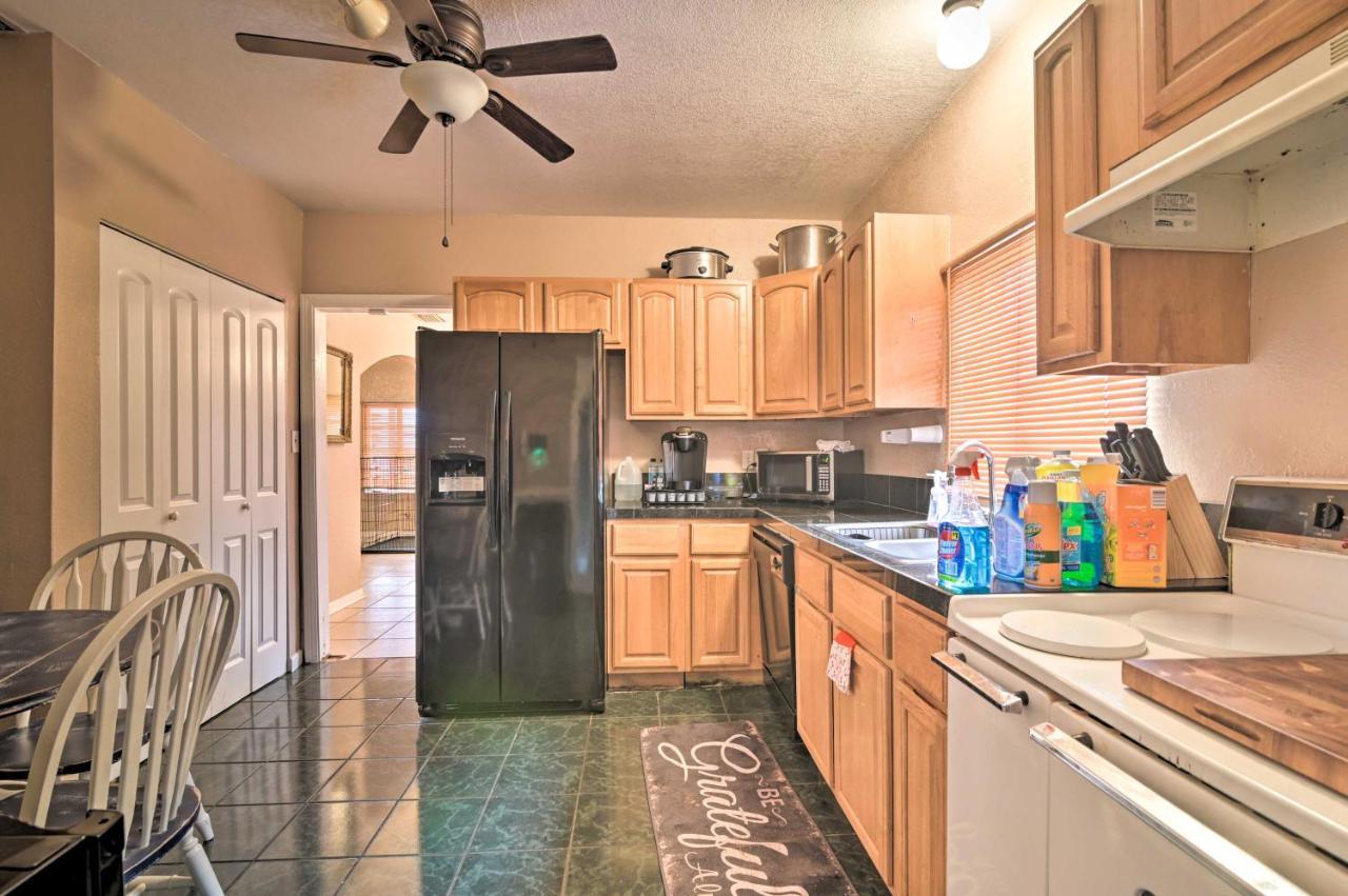 Pet-Friendly Auburndale House With Lake Views! エクステリア 写真
