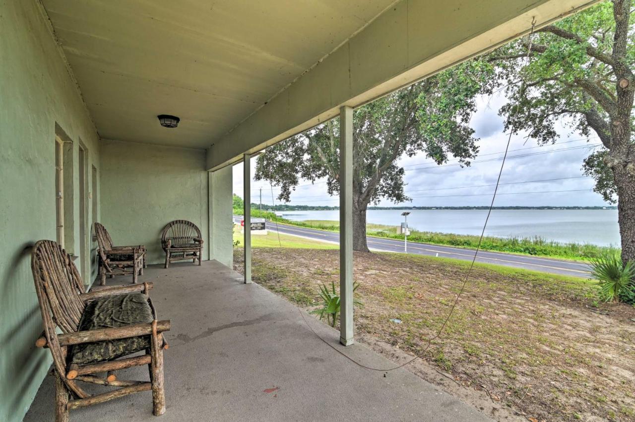 Pet-Friendly Auburndale House With Lake Views! エクステリア 写真