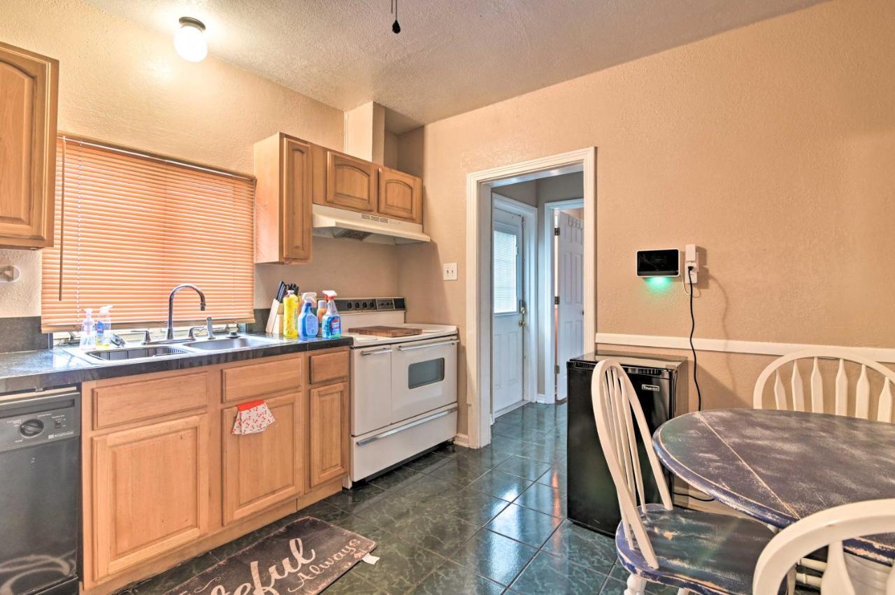 Pet-Friendly Auburndale House With Lake Views! エクステリア 写真