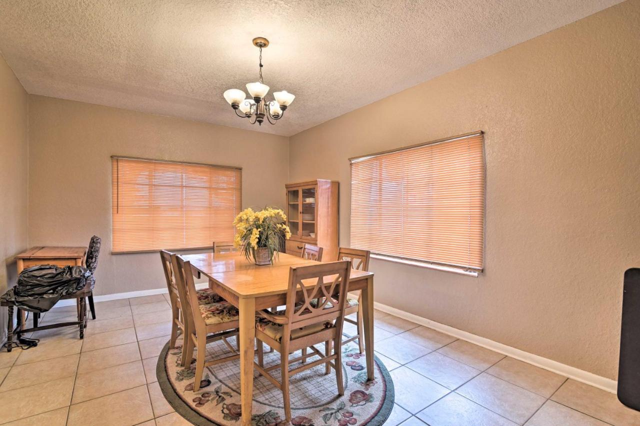 Pet-Friendly Auburndale House With Lake Views! エクステリア 写真